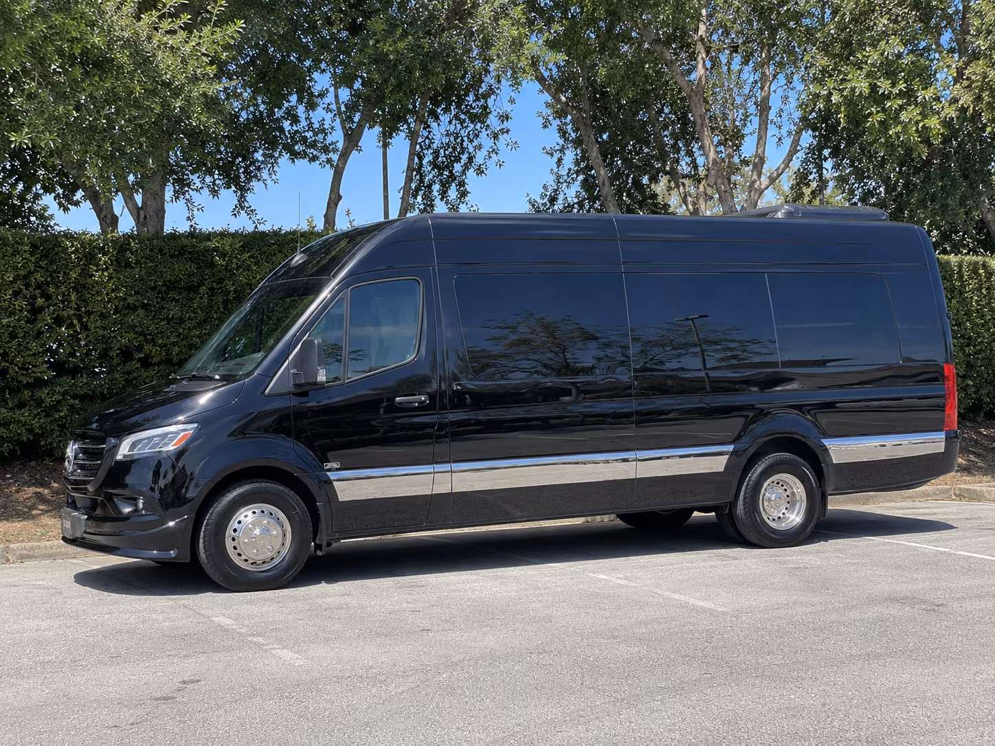 book a bus for your next corporate event 2