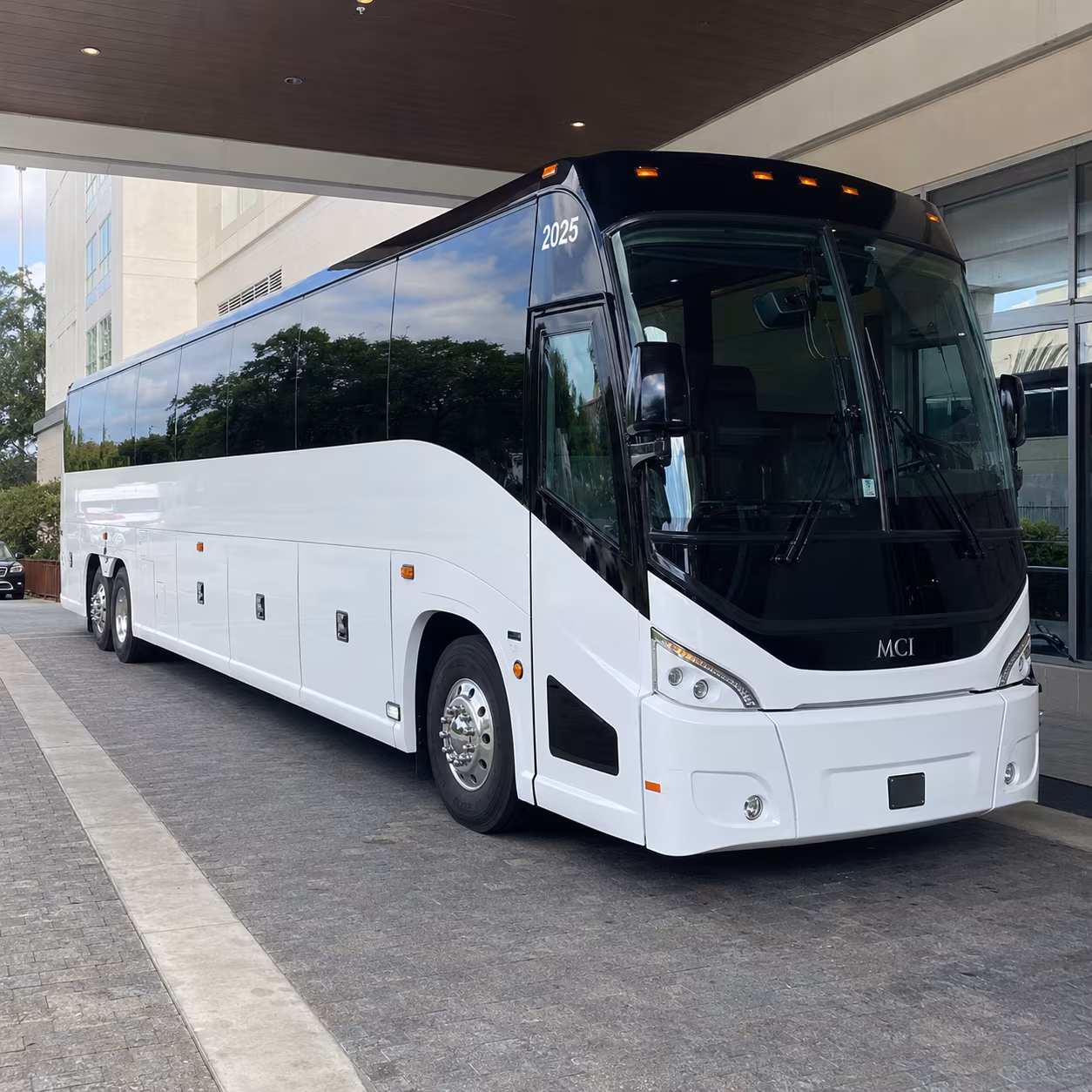 provo 54 passenger charter bus
